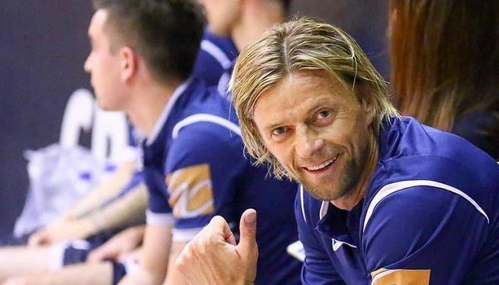 Тимощук — о выступлениях за футзальный клуб в России: «Контрактных обязательств нет, все силы отдаю Зениту» - Футбол