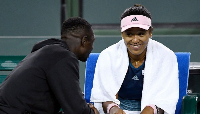 Осака объявила о прекращении работы с тренером Дженкинсом - WTA