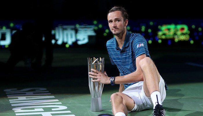 Четвертая ракетка мира Медведев снялся с турнира в Москве - ATP