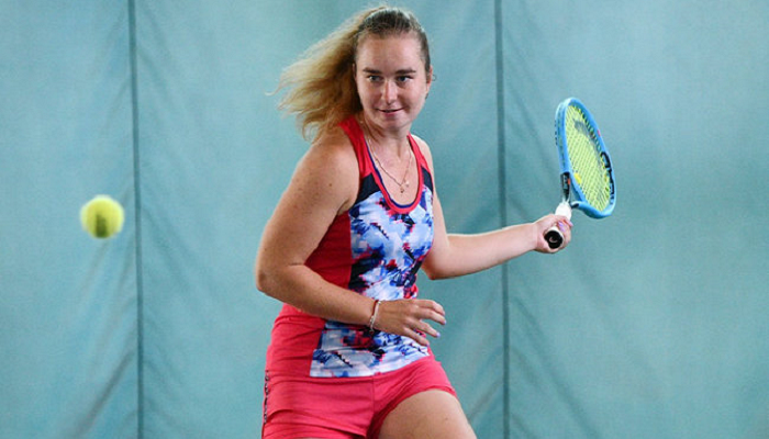 Снигур в трех сетах обыграла Бондаренко в финале квалификации турнира ITF в Дубае - новости тенниса