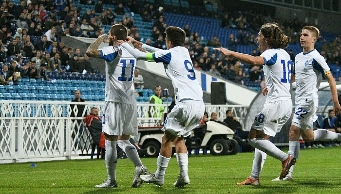 Динамо U-19 отправилось на ответный матч Юношеской лиги УЕФА против ПАОКа - Лига чемпионов