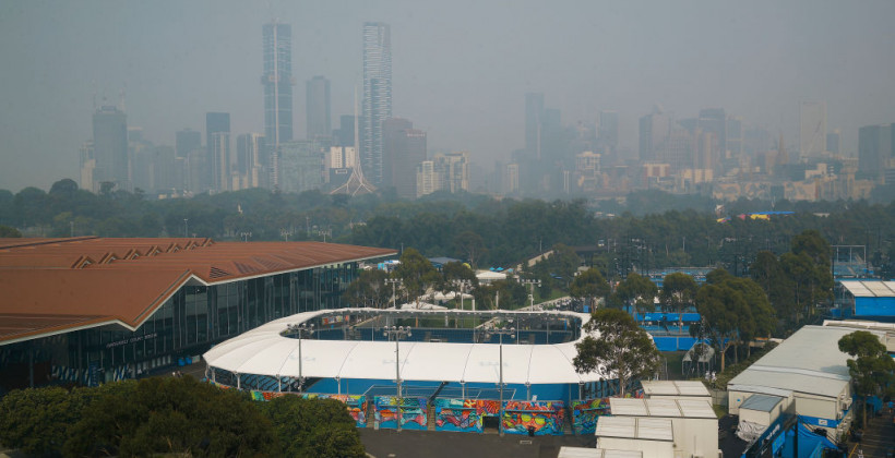 Теннисистка снялась с матча квалификации Australian Open из-за приступа кашля в связи с плохим воздухом - Australian Open