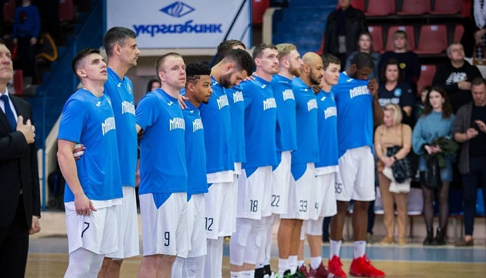 Николаев прекратил сотрудничество со всеми игроками после досрочного завершения Суперлиги - Суперлига