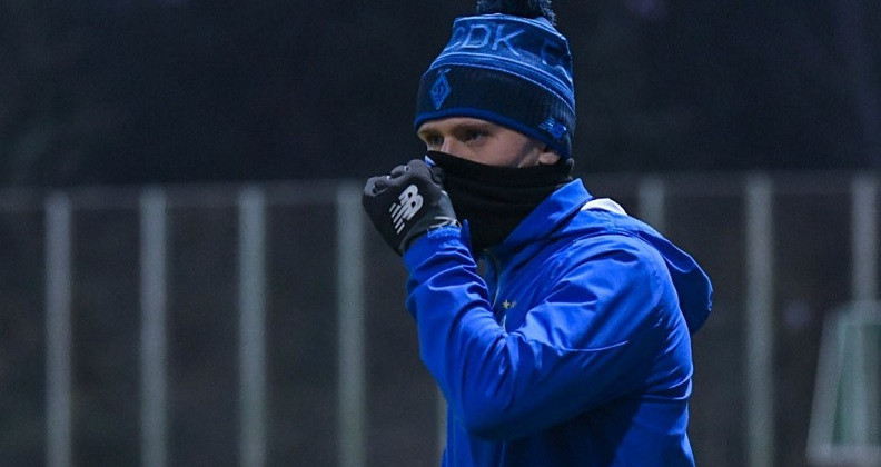 Юрист розповів про ситуацію з виконанням контрактів у футболу під час пандемії