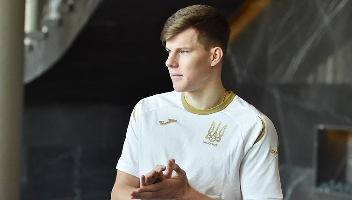 Соболь - о досрочном завершении чемпионата Бельгии: нам, игрокам, не стоит это обсуждать - Футбол