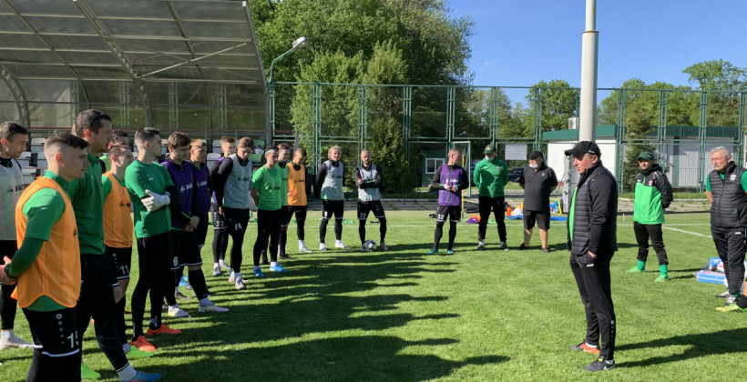 Спортдир Оболонь-Бровар: "У всій Європі та світі намагаються продовжити чемпіонат, а ми робимо все, щоб його знищити" - Перша ліга України