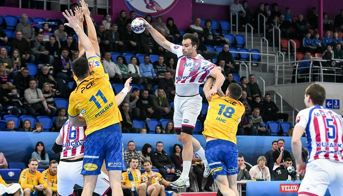 Мотор претендует на wild card в Лигу чемпионов наряду с 13 другими клубами — новости спорта