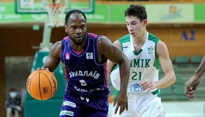 Американский разыгрывающий Бономм покинул МБК Николаев - Суперлига