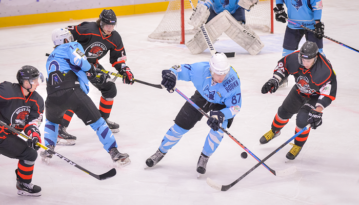Мариуполь победил Ледяных Волков и прервал безвыигрышную серию - Чемпионат Украины по хоккею