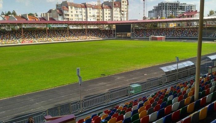 Тернопольскому городскому стадиону присвоено имя Романа Шухевича - Первая лига Украины