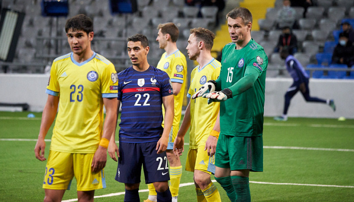 Вратарь Мокин завершил карьеру в сборной Казахстана перед матчем с Украиной - Чемпионат мира-2022