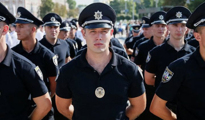 Українські поліцейські допомагатимуть забезпечувати порядок на ЧС-2022 в Катарі - Чемпіонат світу-2022