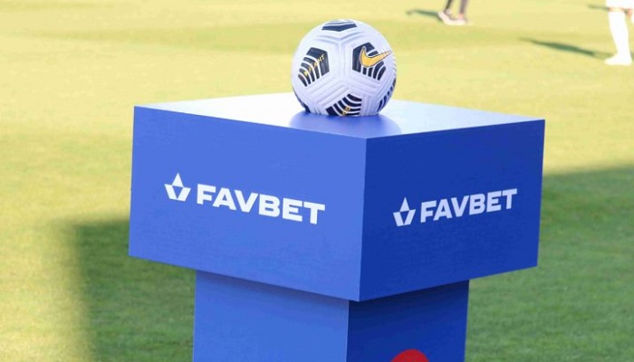 Кулач і Тотовицький - серед претендентів на звання гравця місяця в Favbet Лізі - Чемпіонат України