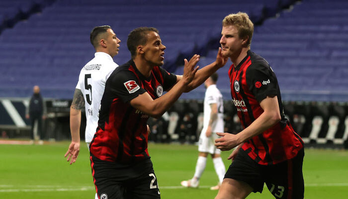 Айнтрахт - Аугсбург 2:0 обзор матча, видео голов за 20 апреля
