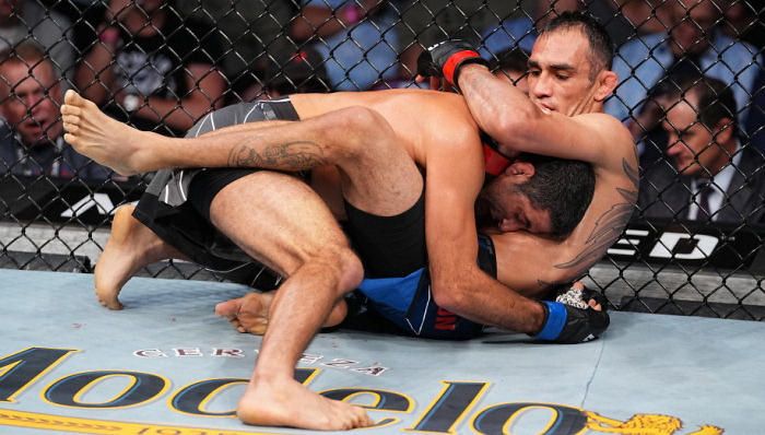 Фергюсон програв Даріушу одноголосним рішенням суддів - MMA