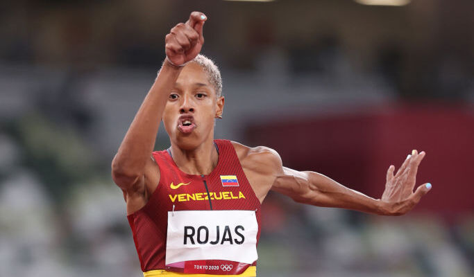 Рохас зі світовим рекордом виграла золото Олімпіади в потрійному стрибку. Вона перевершила досягнення українки Кравець - Олімпіада-2020