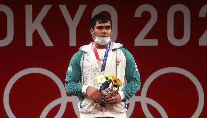 Джураєв виграв золото Олімпіади у важкій атлетиці в категорії до 109 кг - Олімпіада-2020