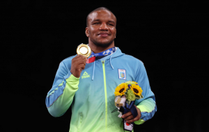 Жан Беленюк – олімпійський чемпіон Ігор в Токіо: кращі фото і церемонія нагородження