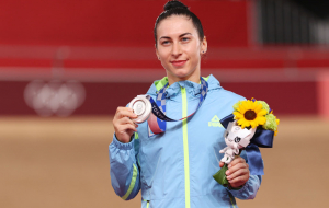 Українка Старікова виграла срібло Олімпійських ігор в спринті велотреку