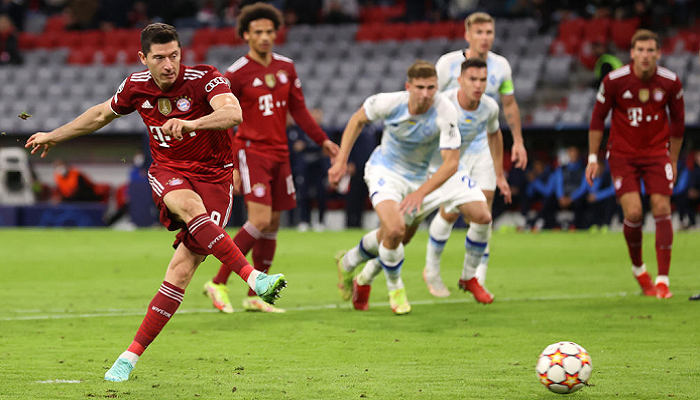 Бавария - Динамо 5:0 обзор матча, видео голов за 29 сентября