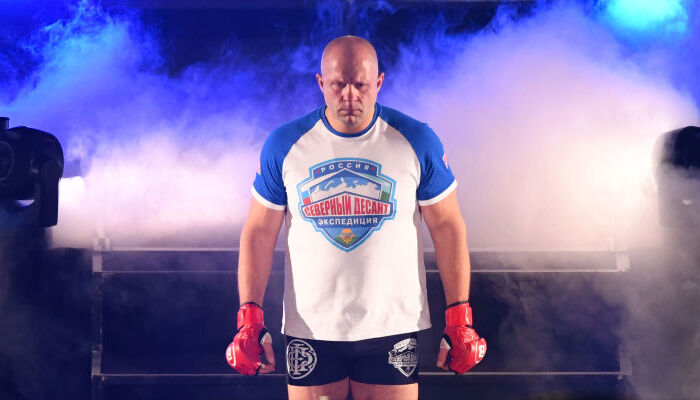 Емельяненко нокаутировал американца Джонсона в первом раунде на Bellator 269