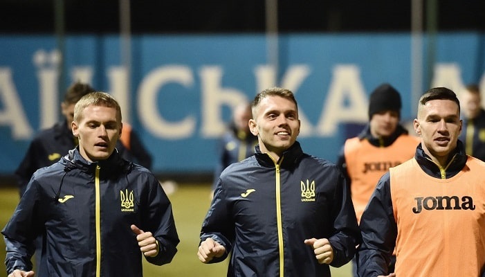 Збірна України провела перше тренування на зборі - Чемпіонат світу-2022