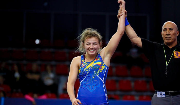Українські борчині виграли три золота на молодіжному чемпіонаті світу - Боротьба