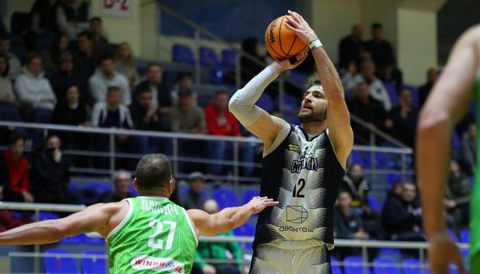 Центровой Харьковских Соколов Зечевич — MVP недели в Суперлиге - Суперлига
