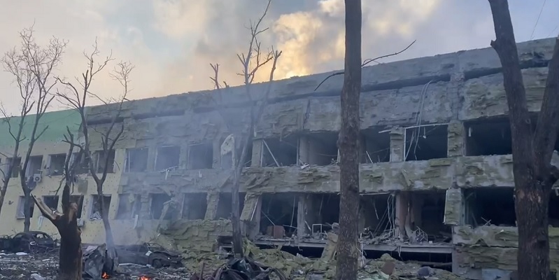 Володимир Кличко - про бомбардування пологового будинку в Маріуполі: Нападати на дітей – значить нападати на саме життя
