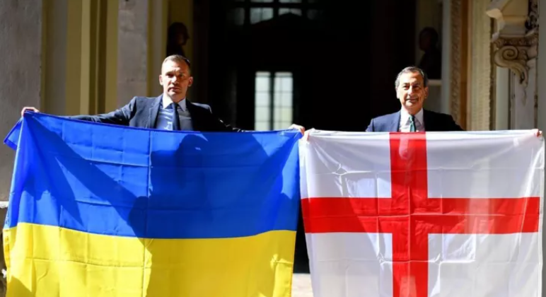 Шевченко встретился в мэром Милана и обсудил вопрос помощи украинцам - Футбол