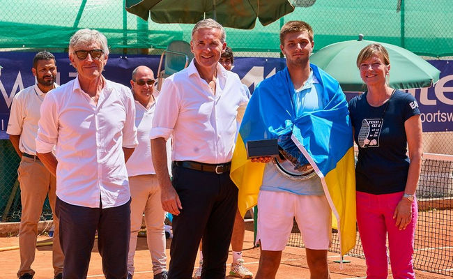 Украинец Овчаренко выиграл свой первый турнир ITF в одиночном разряде - Теннис