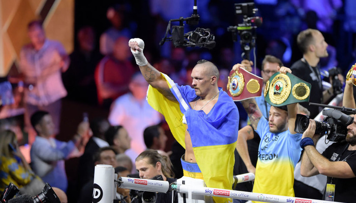 Права на трансляцию боя Усик - Дюбуа получила TNT Sports - Бокс