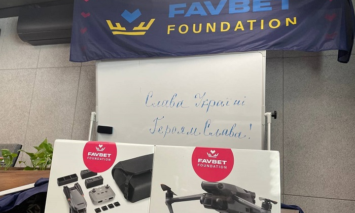 Favbet Foundation передав для ЗСУ ще 2 дрони DJI Mavic 3