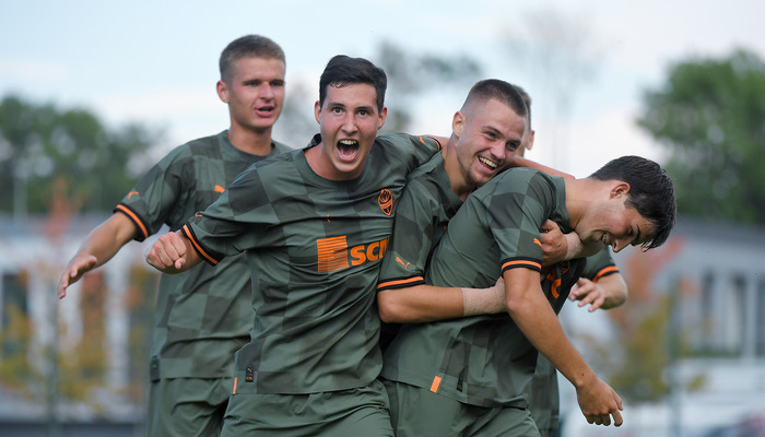 Шахтер U-19 разгромно уступил Реалу в матче Юношеской лиги УЕФА - Футбол