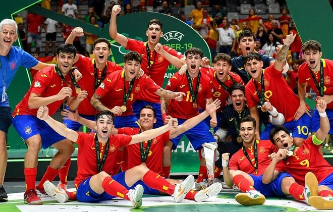 Іспанія розгромила Португалію і стала чемпіоном юнацького Євро-2022 з футзалу - Футзал