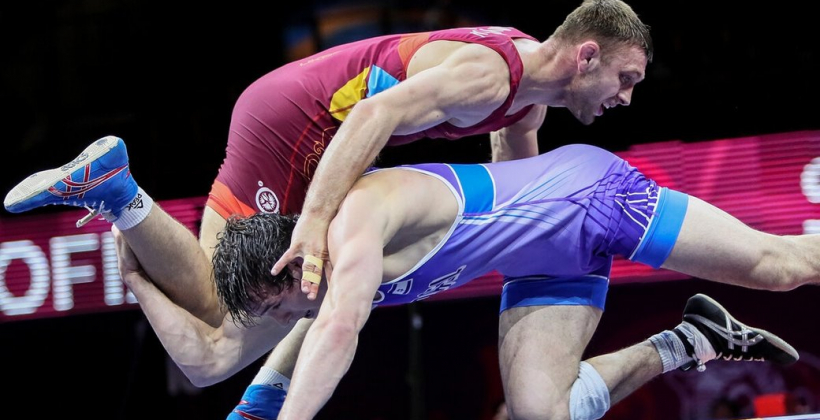Борець Михайлов приніс Україні шосту медаль на чемпіонаті світу-2022 у Белграді - Боротьба