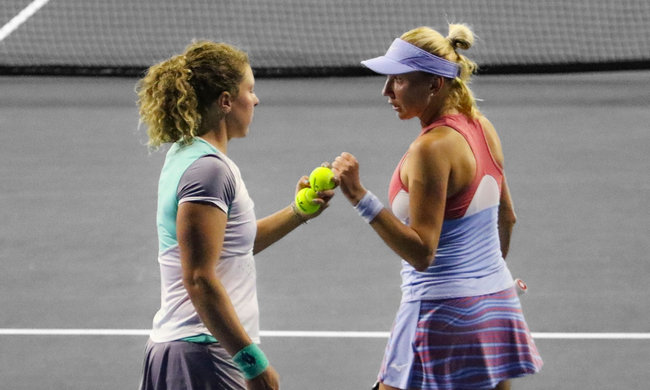 Надія Кіченок поступилася у півфіналі парного турніру WTA у Мексиці - WTA