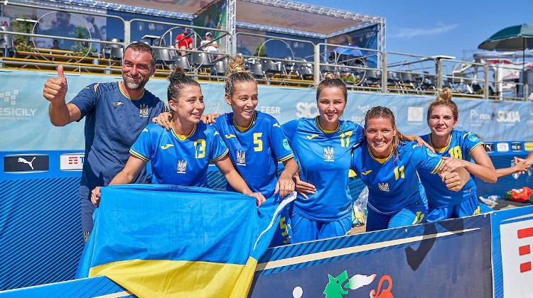 Представители сборной Украины - в списке номинированных на звание лучшего тренера и лучшего игрока 2022 года в пляжном футболе - Пляжный футбол