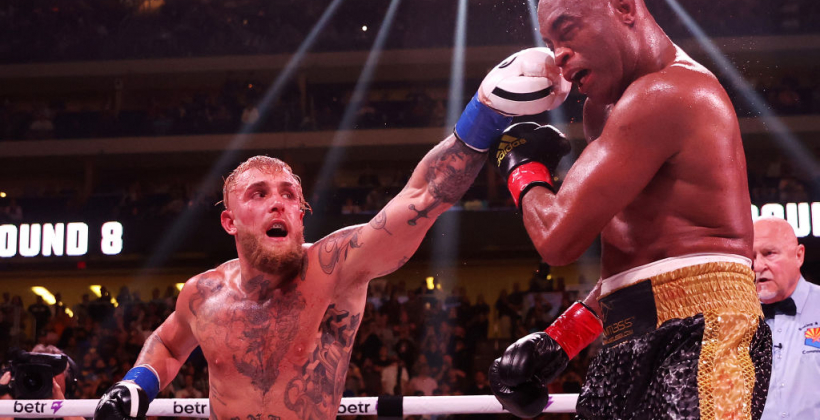 Блогер Джейк Пол победил звезду UFC Андерсона Силву - Бокс