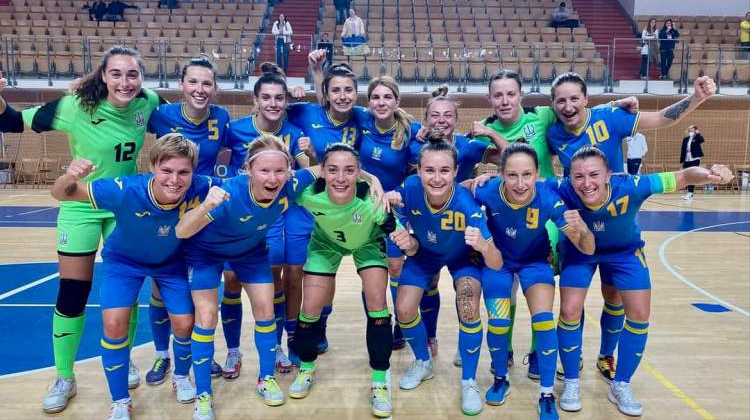 Жіноча збірна України з футзалу розгромила Хорватію в основному раунді відбору на Євро-2023 - Футзал