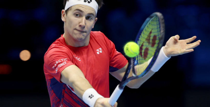 Норвежец Рууд обыграл Фритца и стал первым полуфиналистом Итогового турнира ATP - Теннис