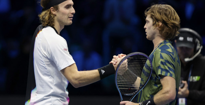 Рублев обыграл Циципаса и стал последним полуфиналистом Итогового турнира ATP - Теннис