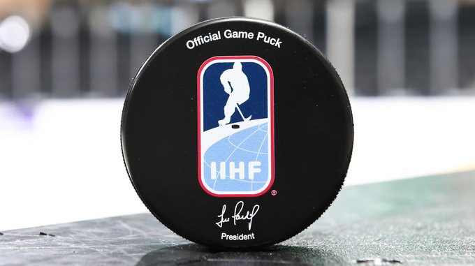 IIHF не повернула росіян та білорусів на сезон-2026/27, але розгляне повернення їх команд U-18 починаючи з сезону-2027/28 - Хокей