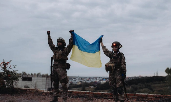 З Новим, 2023 роком! Віримо, що він буде переломним та переможним! - Баскетбол