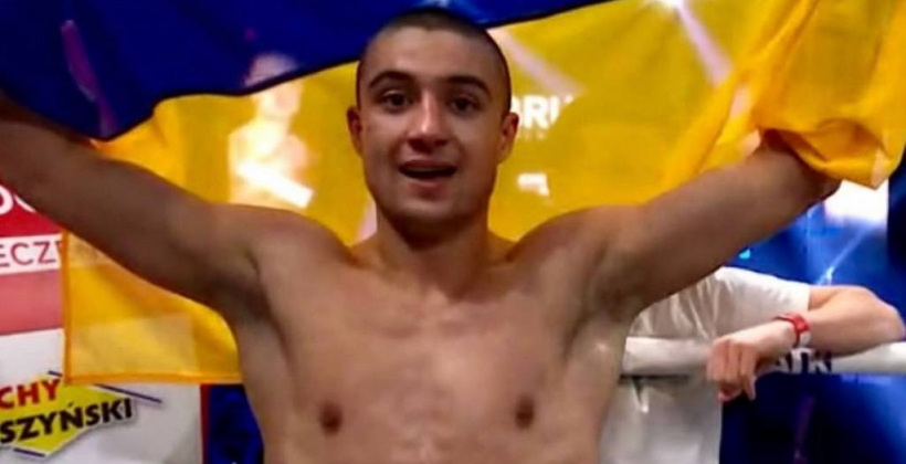 Украинец Харцыз победил поляка Весоловски в дебютном профессиональном поединке (видео) - Бокс