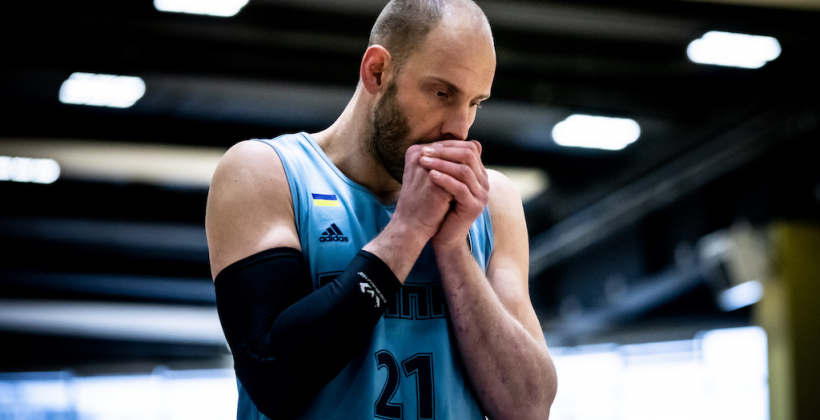 Форвард Днепра Тимофеенко признан MVP Суперлиги в декабре - Суперлига