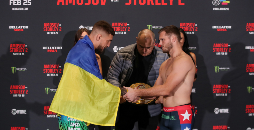 Амосов победил Сторли и защитил титул Bellator в полусреднем весе - MMA