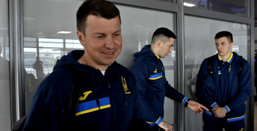 Сборная Украины улетела в Лондон на матч отбора Евро-2024 против Англии - Евро-2024