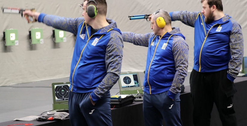 Збірна України здобула "бронзу" у стрільбі з пневматичного пістолета на ЧЄ-2023 - Кульова стрільба