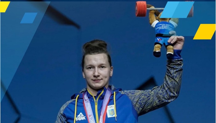 Українка Гангур виграла дві медалі на ЧЄ-2023 з важкої атлетики - Важка атлетика